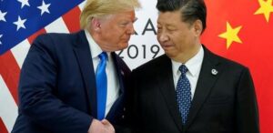 China passou a 'pagar para ver' em guerra contra Trump, diz professor